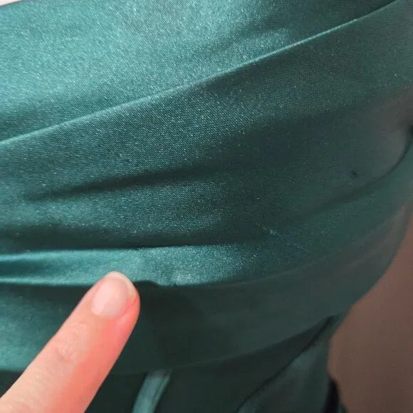 11 (fits ~8-10) GB (Gianni Bini) Emerald Green Satin Bustier Split Thigh Gown - Picture 4 of 12